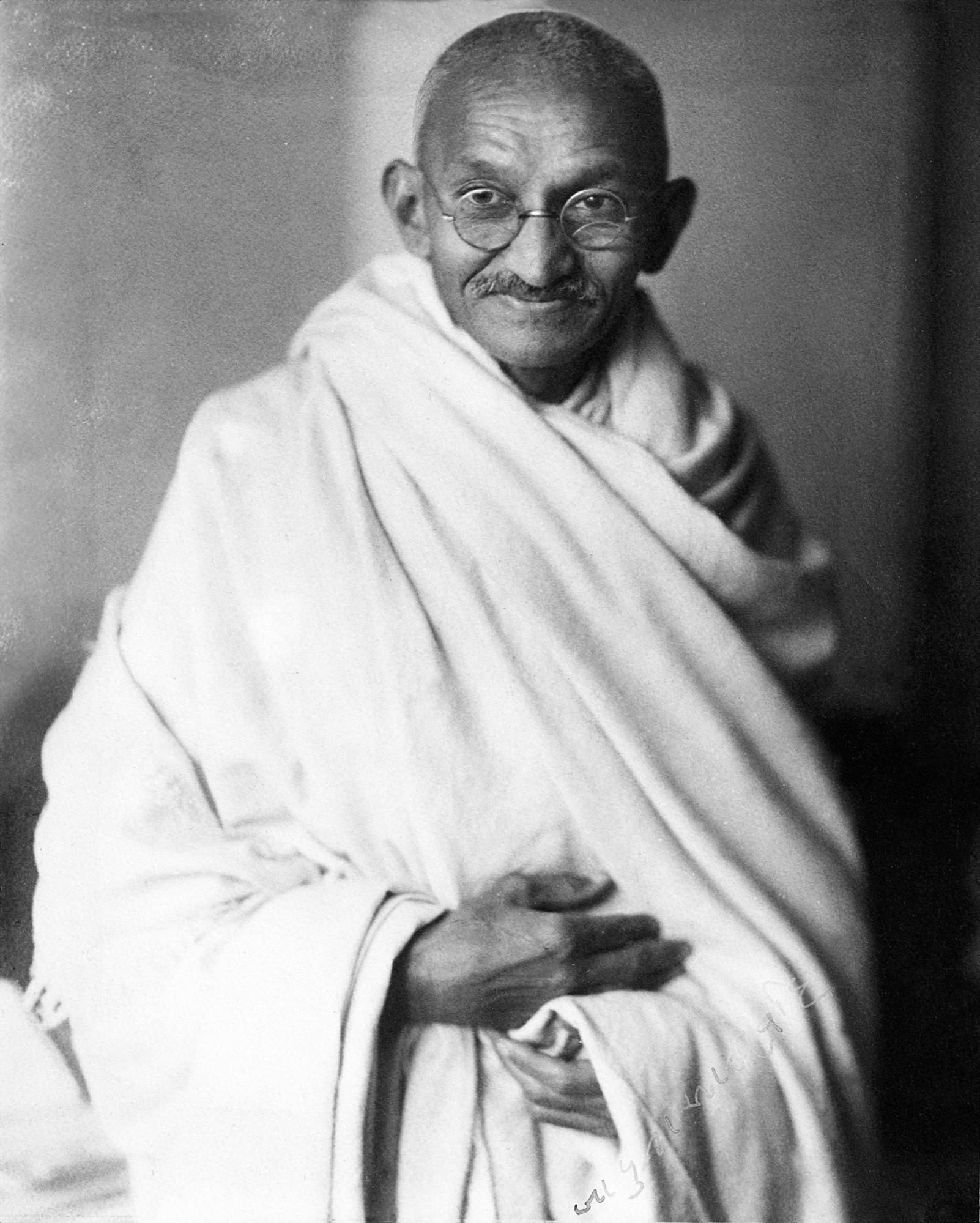 biography of mahatma gandhi in urdu